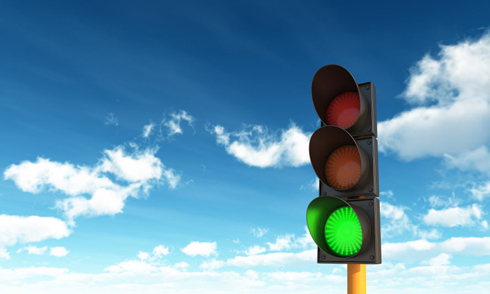 Lý do đèn giao thông có ba màu xanh, đỏ, vàng